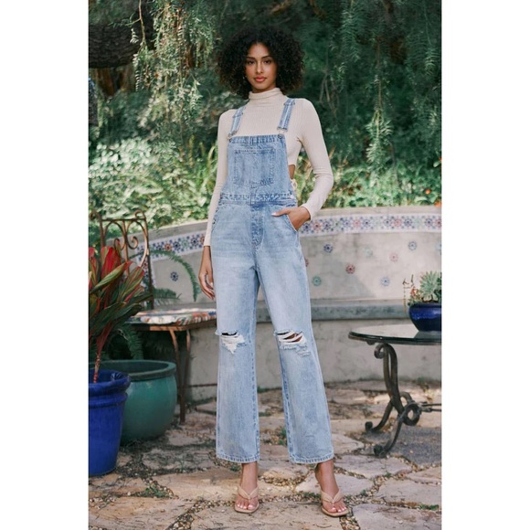 NEW KanCan DISTRESSED DENIM OVERALLS - Picture 2 of 4